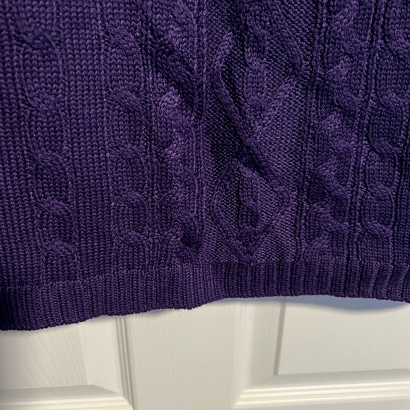 Calvin Klein purple sweater. Size L. - Picture 5 of 8